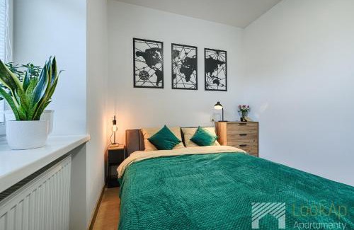 Srodmiescie Apartamento | Villa na Radiostacji by LookAp