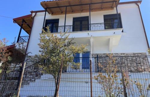 Kallirakhi Villa | Villa Nadya