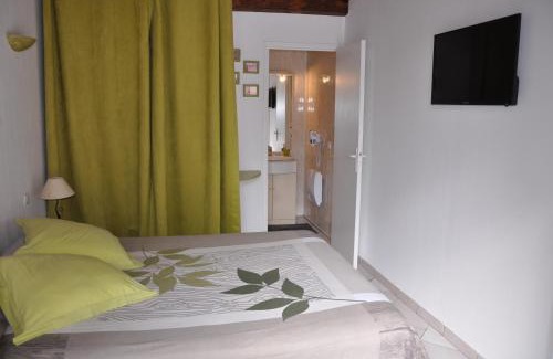 Bormes-Les-Mimosas Cama Y Desayuno | Villa Nais B&B
