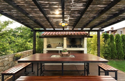 Valtura Villa | Villa NaNa - modern Villa with a pool surrounded by nature, Istria-Pula
