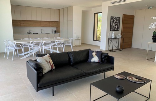Pietrosella Villa | Villa Napoleon, vue mer Exceptionnelle, Grande Piscine à Debordement