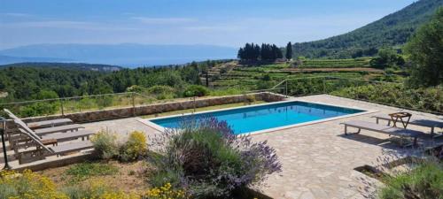 Pitve Villa | Villa Natura