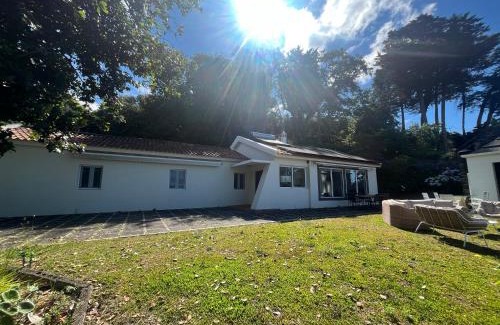 Monte Villa | Villa Natural Oasis with panoramic view & bio-diverse 9 950m2 garden