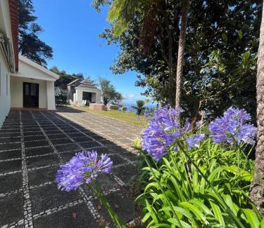 Monte Villa | Villa Natural Oasis with panoramic view & bio-diverse 9 950m2 garden