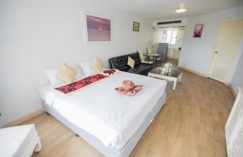 South Pattaya Hotel | Villa Navin Beach Residence