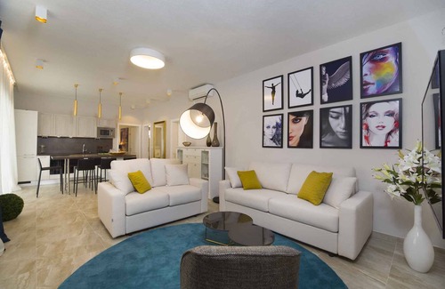 Loviste Villa | Casa vacacional directamente al mar