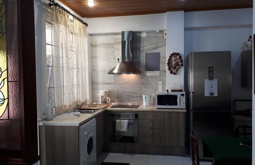 Keratsini-Drapetsona Casa | VILLA "NEFELI" - AL LADO DEL PUERTO DEL PIREO