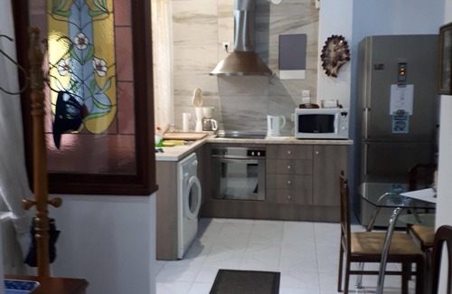Keratsini-Drapetsona Casa | VILLA "NEFELI" - AL LADO DEL PUERTO DEL PIREO