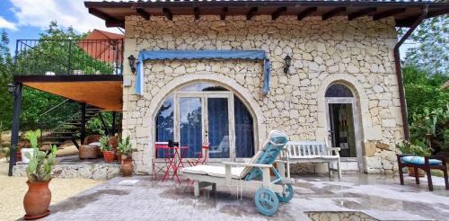 Palazzolo Acreide Casa | Villa Neli, Palazzolo Acreide, Siracusa, Hot Tub, Wi-Fi & Parking