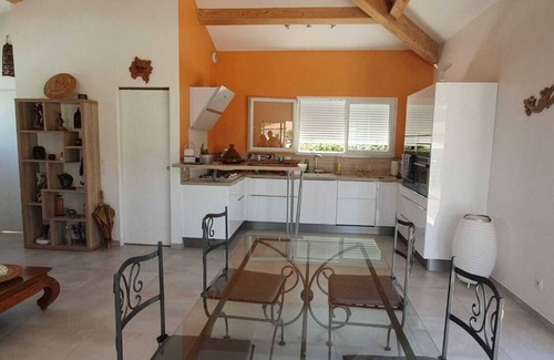 Sollies Pont Villa | Villa Neuve Avec Piscine Proche Hyères et Toutes Commodités