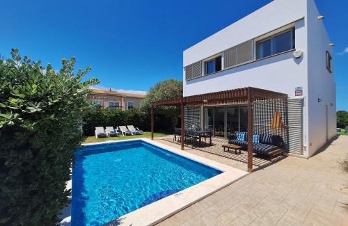 Cala'n Bosch Villa | Villa Neva