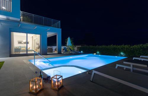 Agios Sostis Villa | Villa Nick Art