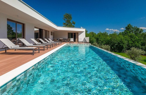 Boljevici Villa | Villa Nicol Tireli nearby Labin – Crovillas GmbH