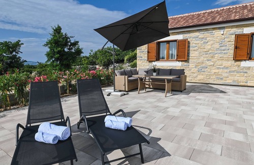 Novalja Villa | Villa Nika