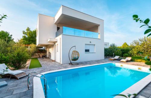 Srima Villa | Villa NIKA