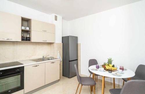 Ljuta Villa | Villa Niko - Three bedroom villa with swimming pool