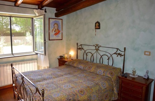 Mascalucia Casa | Villa Nenúfar - Villa las laderas del Etna con gran jardín y piscina