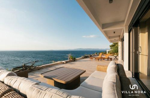 Kassandra Casa | Villa Nora