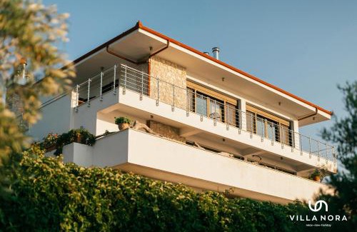 Kassandra Casa | Villa Nora