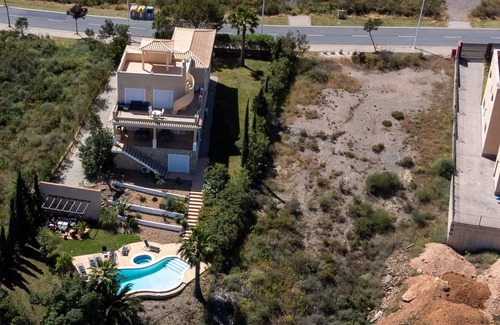 Costa Esuri Villa | Villa Nosredna 5 dormitorios y piscina LES01
