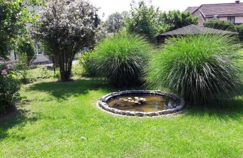 Krumpendorf am Woerther See Apartamento | Villa Nusswald