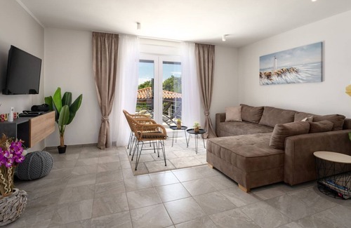 Brgod Villa | Villa Nubia with pool, close to Labin