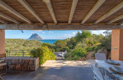 Costa Dorata Villa | Villa Nuraghe - By Searly