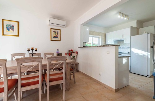 Portimao Villa | Villa Oásis, 2 piscinas exteriores y 1 interior, Jacuzzi, Tenis y Parque Infanti
