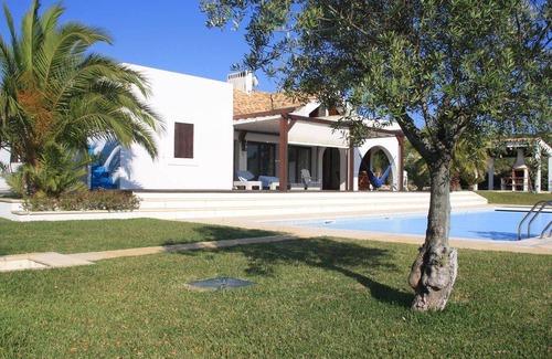 Fornos Villa | 250 m² Villa ∙ 3 habitaciones ∙ 8 personas