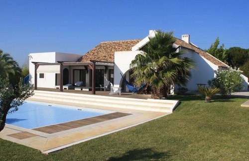 Fornos Villa | 250 m² Villa ∙ 3 habitaciones ∙ 8 personas