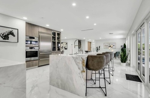 Pinecrest Casa | Villa Oasis w/Heated Pool,Sauna & BBQ & Pool Table