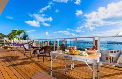 Nakijin Villa | Villa Ocean Bridge Kourijima