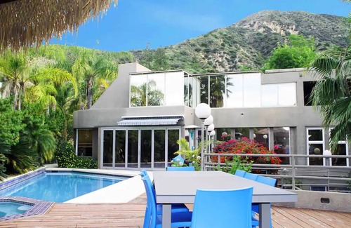 Altadena Casa | Villa of 100 Games With Heated Pool Spa