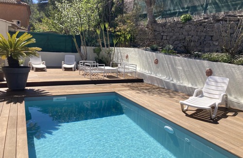 Les Accates Villa | Villa de 130 m2 con jardín y piscina.