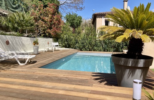 Les Accates Villa | Villa de 130 m2 con jardín y piscina.