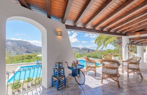 Vulcanello Villa | Villa exclusiva con parque y piscina, vista impresionante 8/18 personas-tranquila