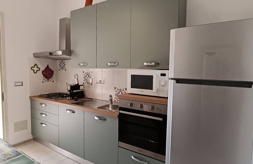 Eden Beach Villa | Villa Oleandro. Villa con jardín a 30 metros del mar.