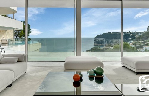 Mar Azul Villa | Villa OLIMPIA by Abahana Villas