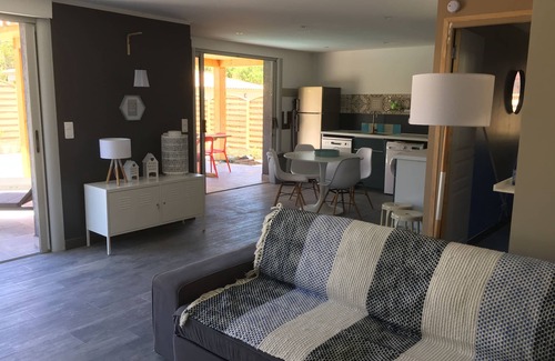 Sainte-Lucie-de-Porto-Vecchio Villa | ViLLA OLIVIER, 4/6 personas, piscina privada, playa Pinarello a 300m, PRM