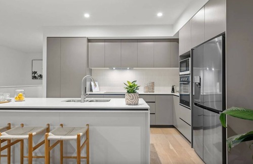 Newport Apartamento | "Villa on Newport Lake" - Newport Q 4020