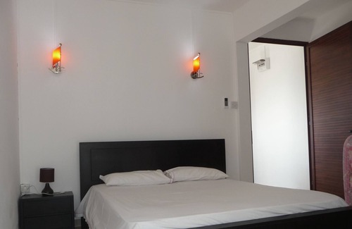 La Gaulette Apartamento | Villa Orchidee es con gran espacio, prov WIFI gratis, agradable para pareja, playa 5 min.