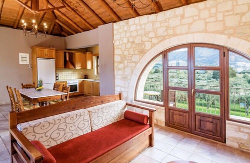 Asprouliani Villa | Villa Ostria near Georgioupolis - 3BD 2BA