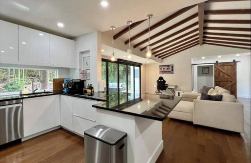 Hollywood Hills Villa | Villa Outpost in the Hollywood Hills.