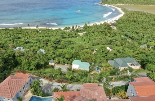 Waterfront Villa | Villa con vistas a una de las mejores playas de las Islas Vírgenes Británicas