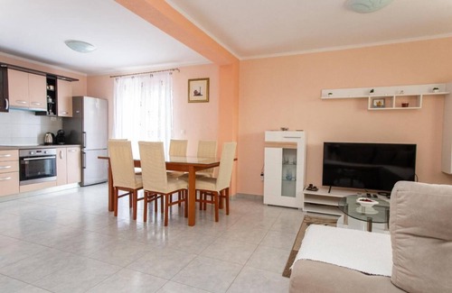 Velim Villa | Villa Paceful with private Pool | Free Parking