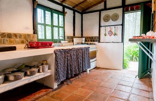Constanza Cabina | Villa Pajon Eco Lodge