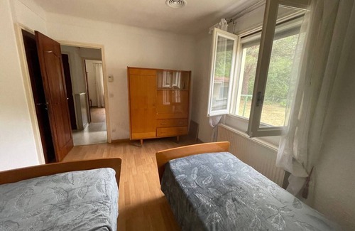 Palau-del-Vidre Casa | Casa Palau-del-Vidre, 4 dormitorios, 8 personas