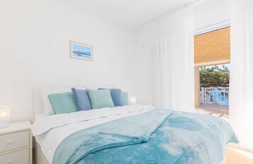 Karlobag Villa | Wunderschönes Haus, Ideal für Familien mit Kindern, 5 m vom Meer, Kroatien