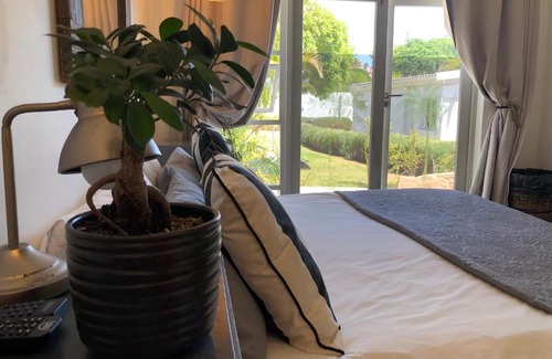 Linkside Casa | Villa Palmera LOADSHEDDING FREE