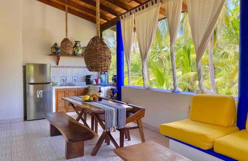 Ixtapa - Zihuatanejo Villa | Villa Palomas A Unos Pasos De Playa La Ropa